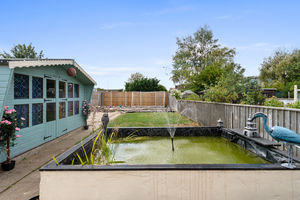 Photo 32- click for photo gallery